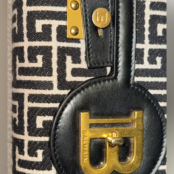 Balmain Purse - Picture 9 of 14